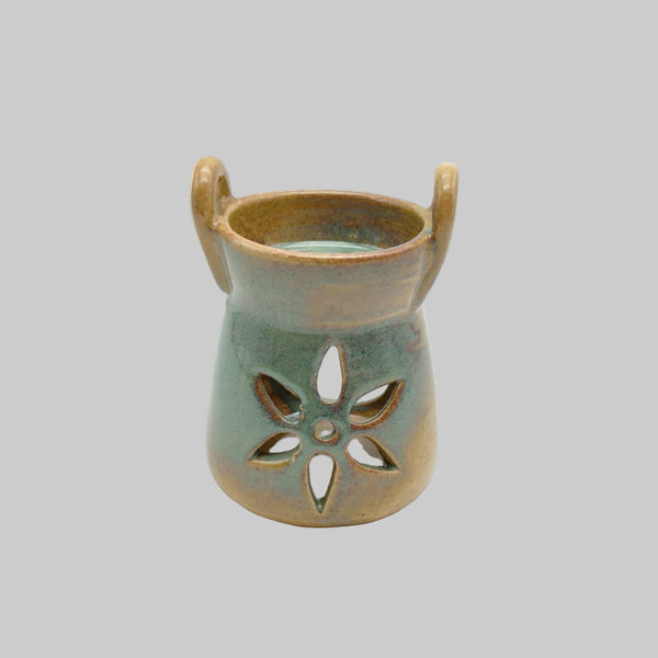 Camphor essential oil diffuser