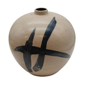 MINIMALIST STROKES OF LUCK VASE