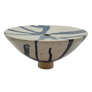 MINIMALIST STAGE OF LIFE VASE