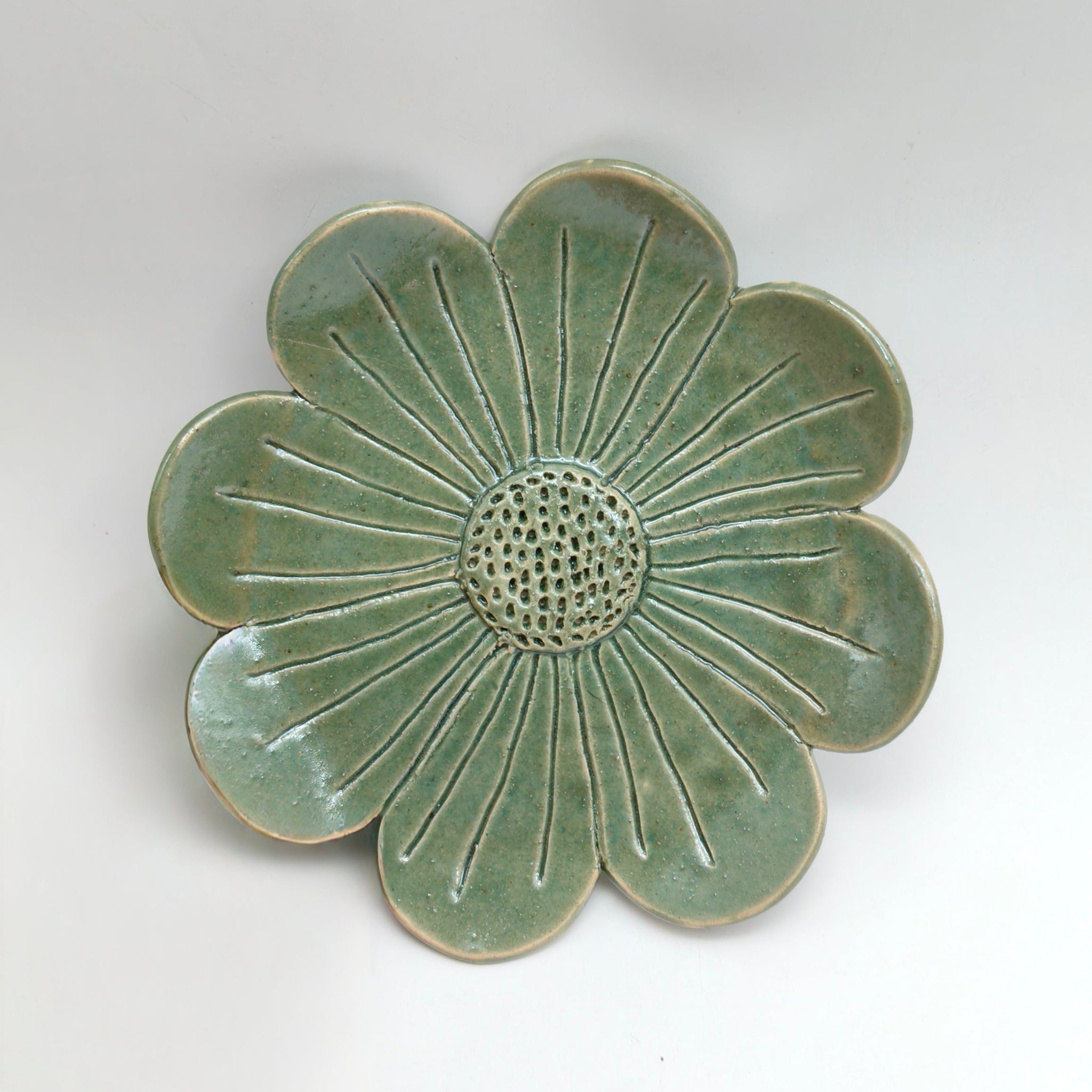 Daisy Plates (Pair)